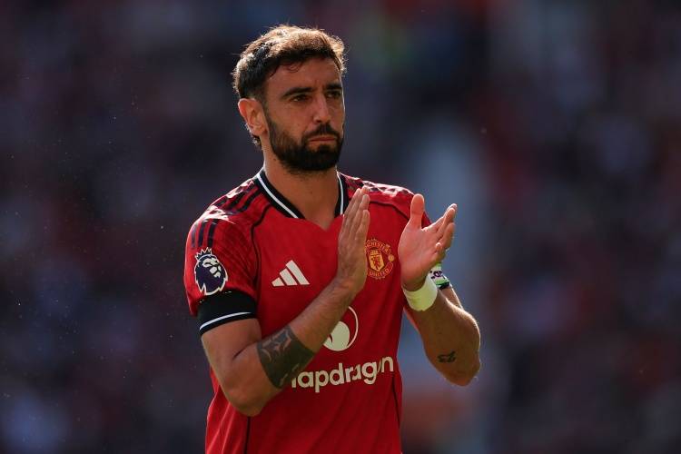 英媒独家曝曼联1亿镑出售B费，签21岁后腰，阿莫林双喜临门？